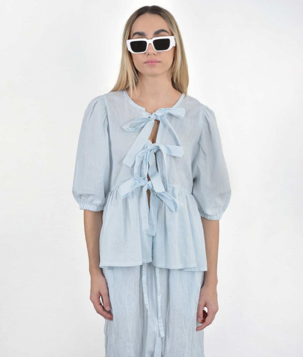 Polymorphic blouse
