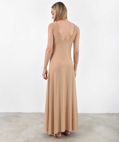 Maxi Dress With Back Opening