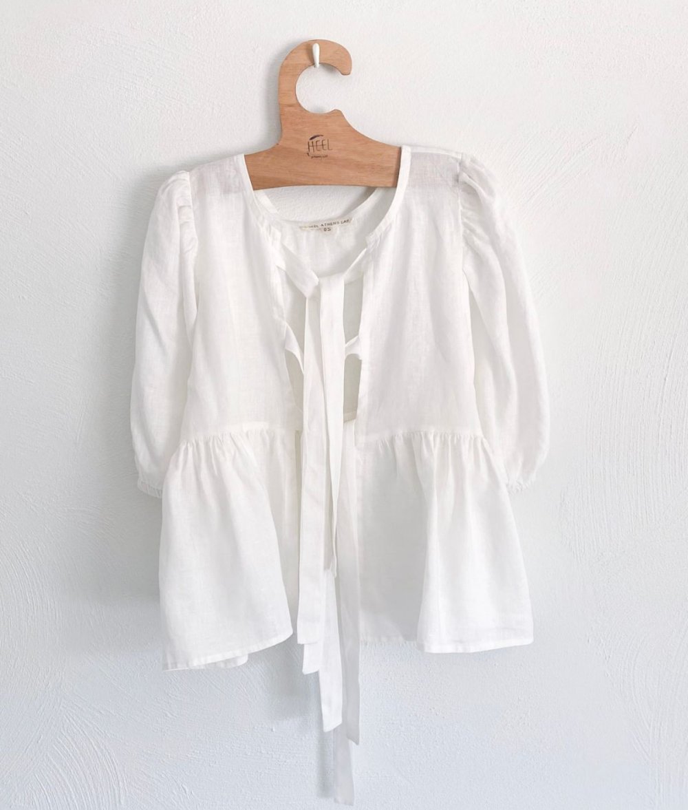 Polymorphic Blouse With Fluffy Sleeves