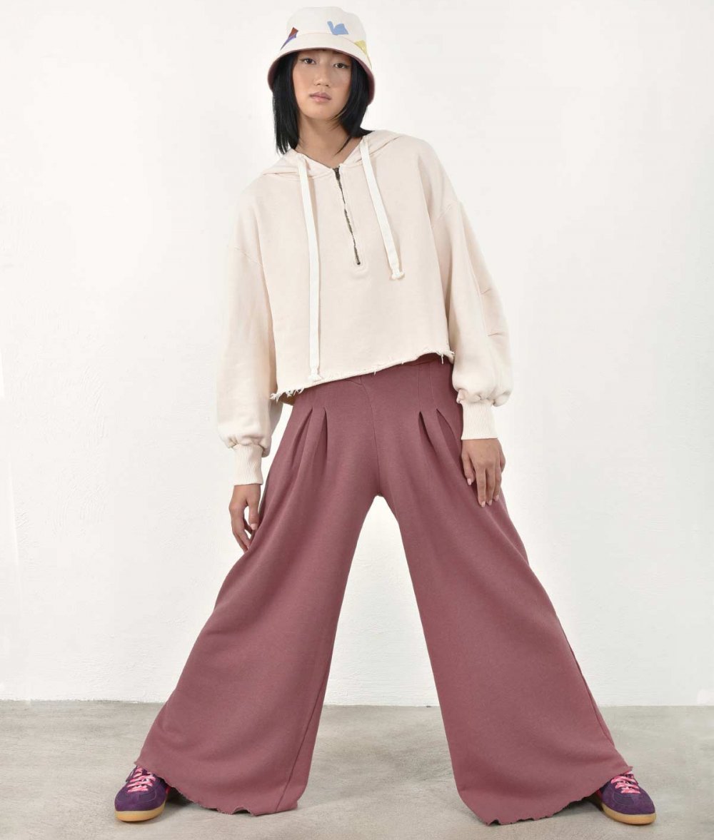 Wide Pants With Tying On The Waist